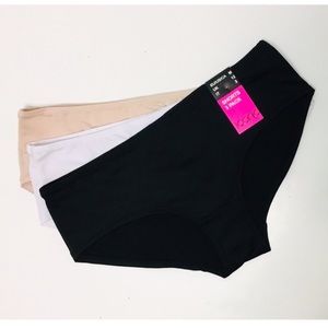 NWT 3 pcs Soft Solid Women’s Panties